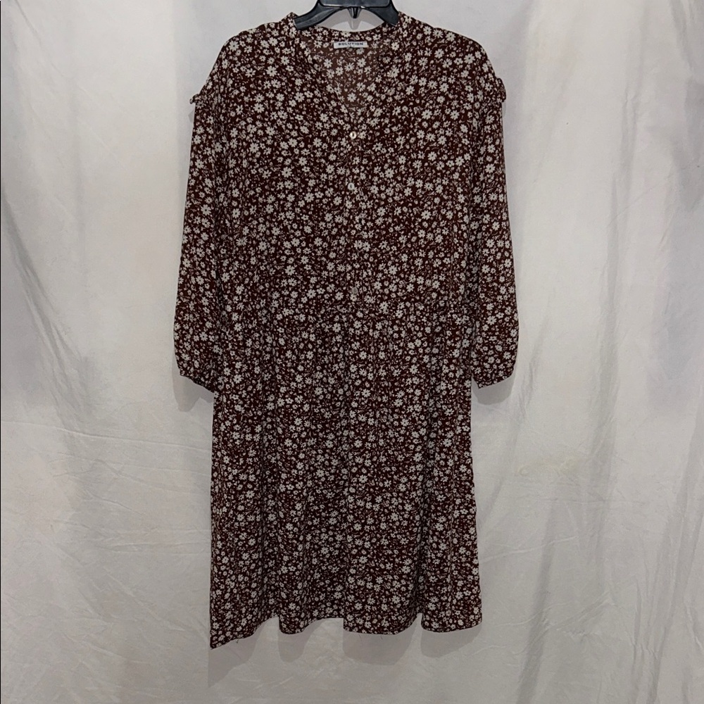 Chic 3/4 Sleeve Floral Dress in Brown